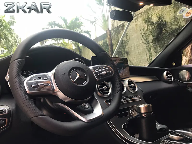 Tiêu Chí Lựa Chọn Camera Hành Trình Cho Xe Mercedes GLC200