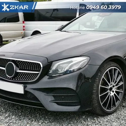 Địa Chỉ Lắp Mặt Calang Kim Cương Sao Rơi Cho Xe Mercedes Tại Sài Gòn