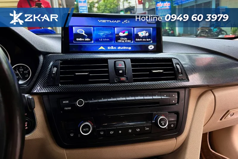 Màn hình FLYCAR điều khiển bằng giọng nói hiện đại