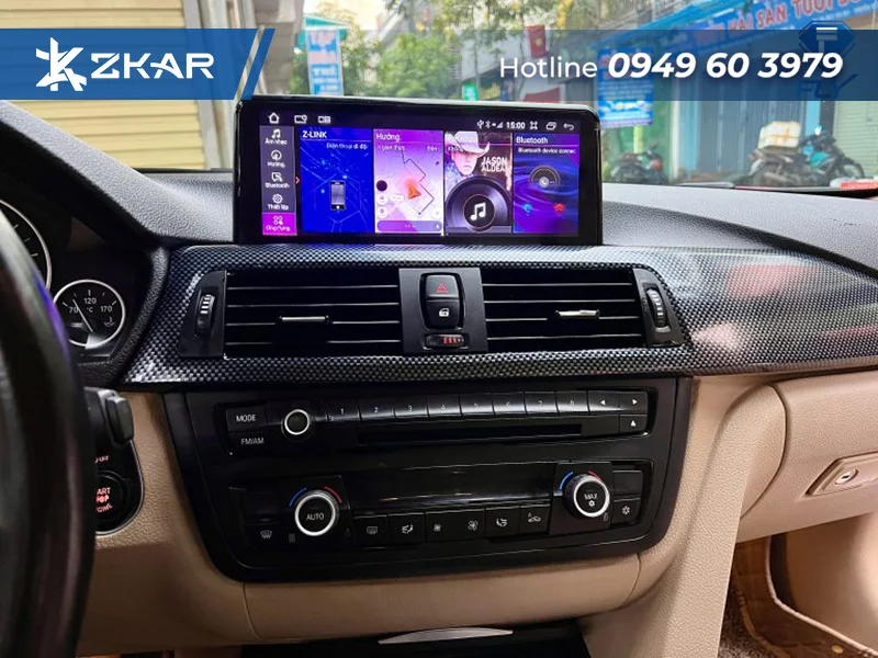 Cơ sở gắn màn hình cho BMW tại TPHCM